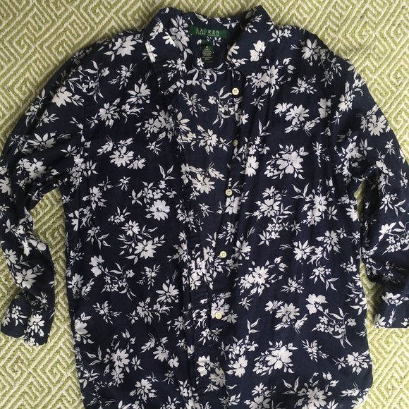 Ralph Lauren Light-Weight Floral Button Down Top - Picture 6 of 8